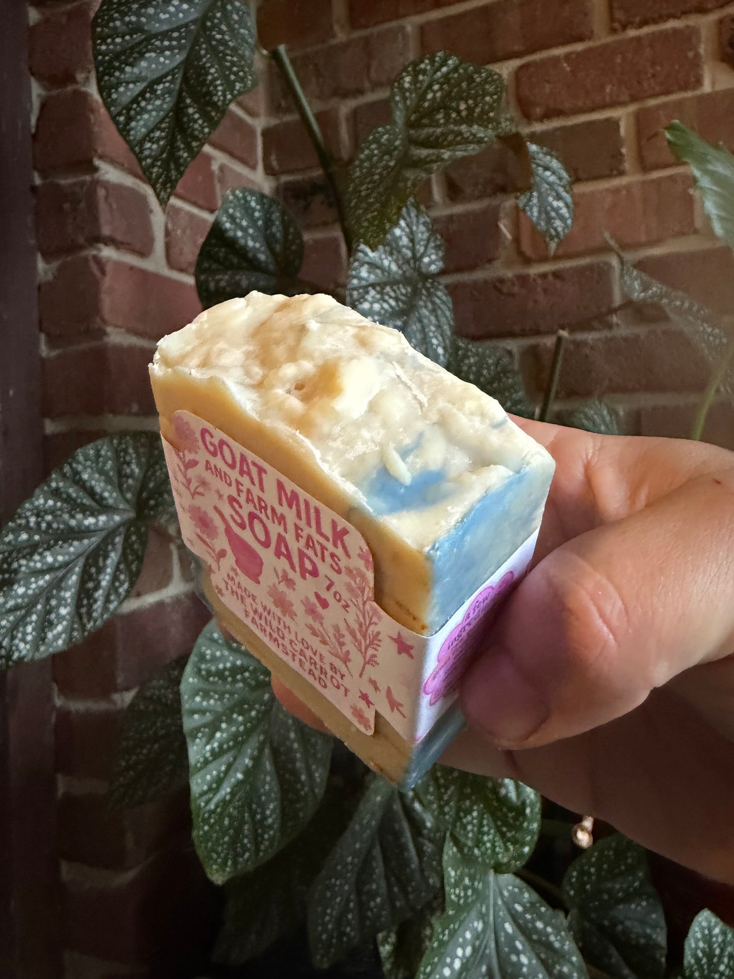 Lilac & Heliotrope Goatmilk & Farm Fats Soap Bar (7oz)