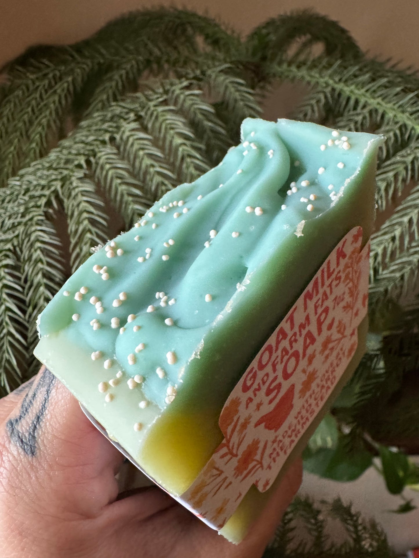 Hops Flower & Wild Bergamot Goat Milk & Farm Fats Soap (7oz bar)