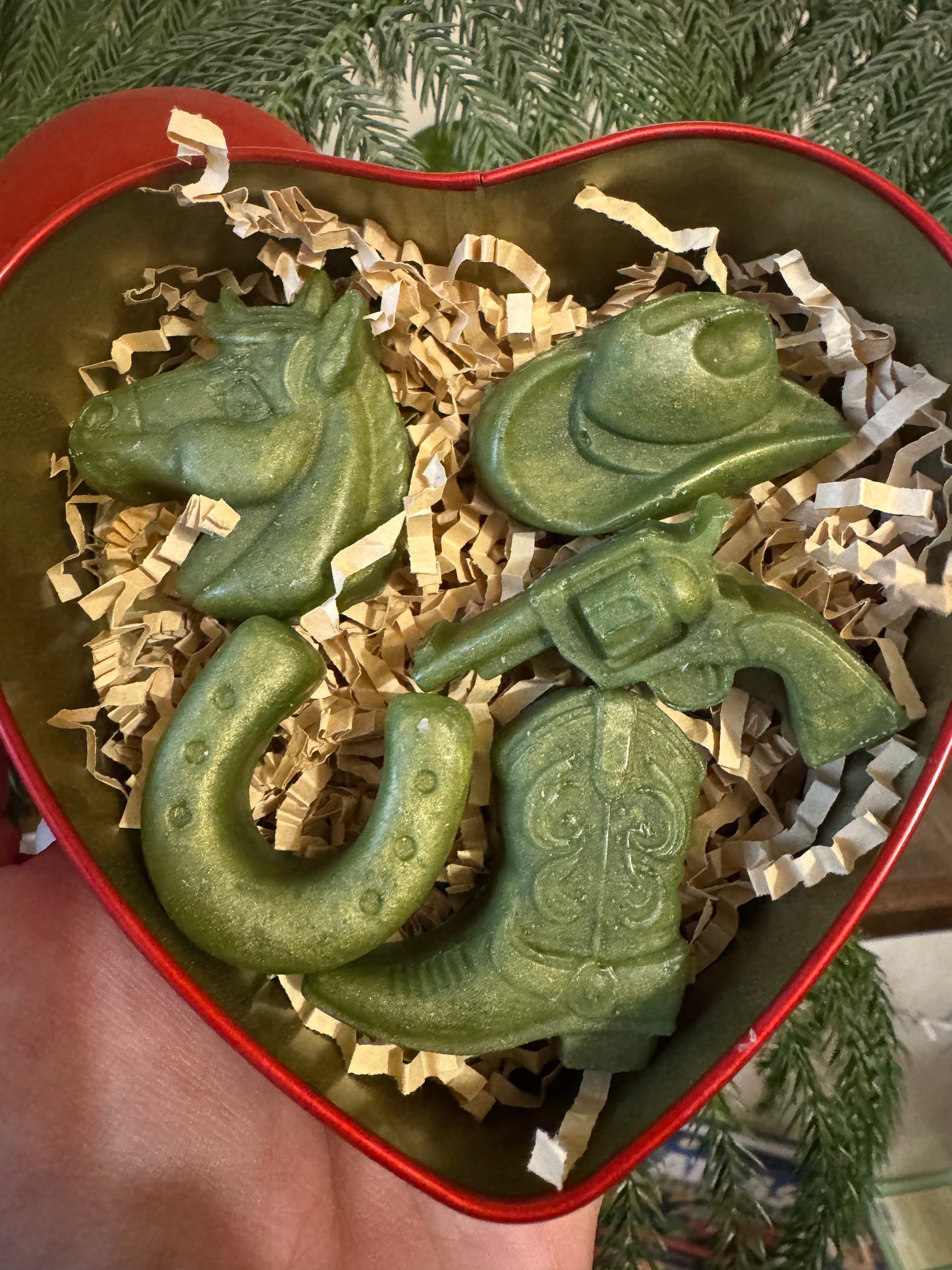 Rodeo Hearts Guest Soap Set of 5 minis (nectarine basil glycerin rice oil)