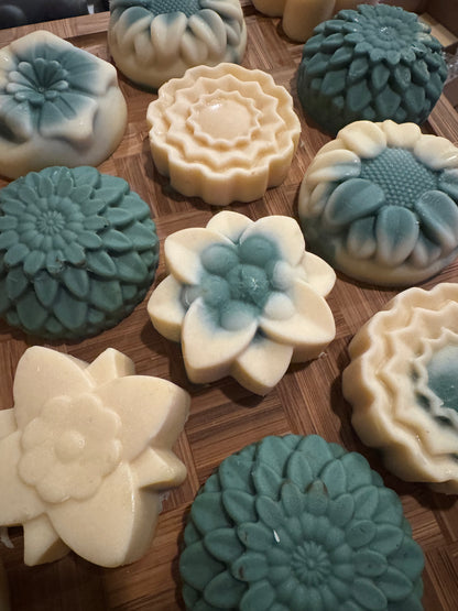 Limited Blossom & Butter Soaplets from the *new* Blooming Guest Collection (6oz bars