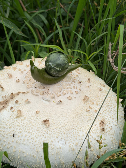 Hand-Cast Resin Snail with Interchangeable Stone Shell (2 sizes to choose from)