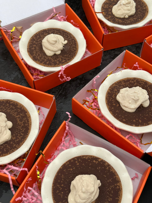 Pumpkin Pie Dish Soap + Natural Palm Brush Set (Pumpkin Cheesecake Scent w/Reusable Stoneware Pie Dish)