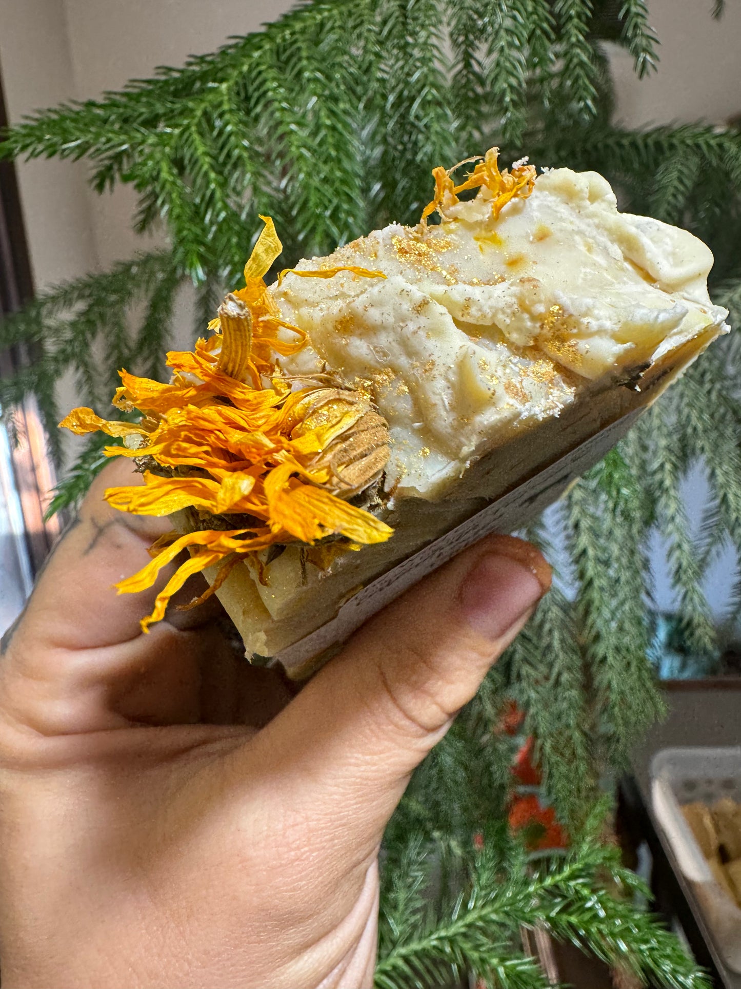 Calendula Turmeric Lemon Tallow Soap Bar (8oz bar)