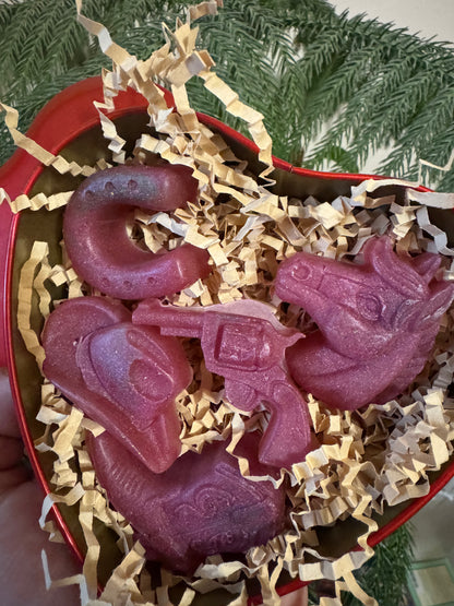 Rodeo Hearts Guest Soap Set of 5 minis (nectarine basil glycerin rice oil)