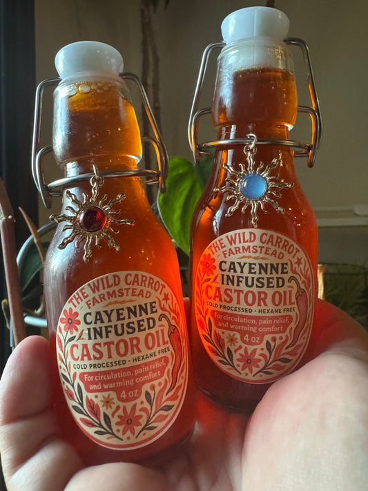 Cayenne Infused Castor Oil Belly Kit (4oz glass bottle + 3 heart patches)