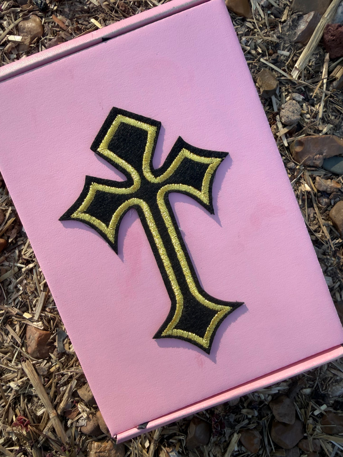Dragons Blood Gothic Mini Cross Soap Packs (6 in a box)